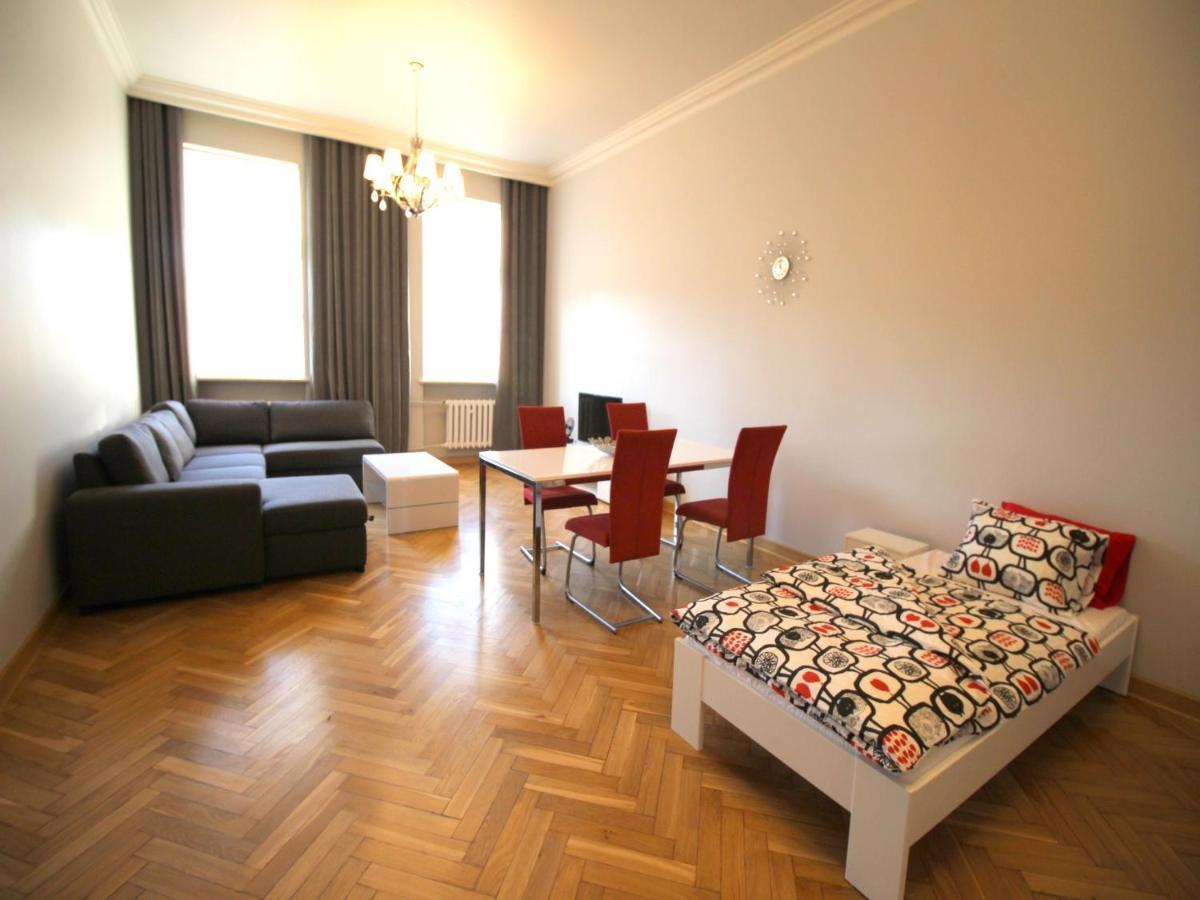 Happy Estate Apartments - Rynek Vratislav Exteriér fotografie