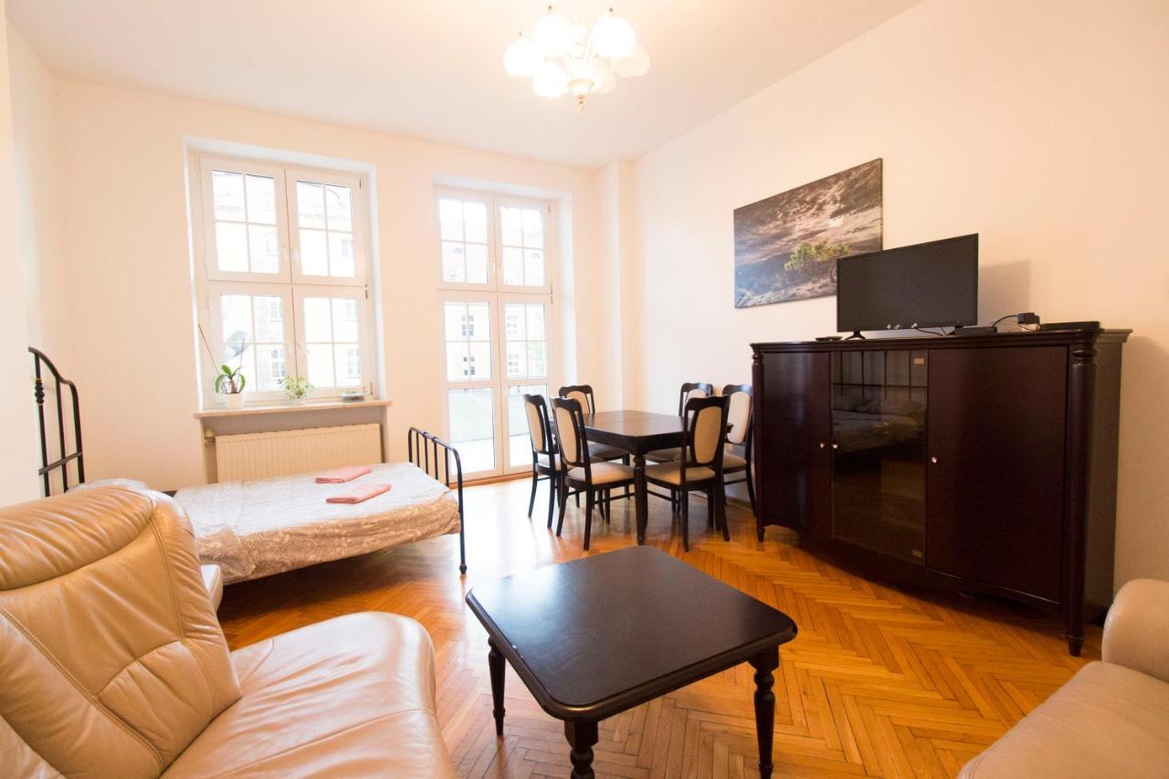 Happy Estate Apartments - Rynek Vratislav Exteriér fotografie