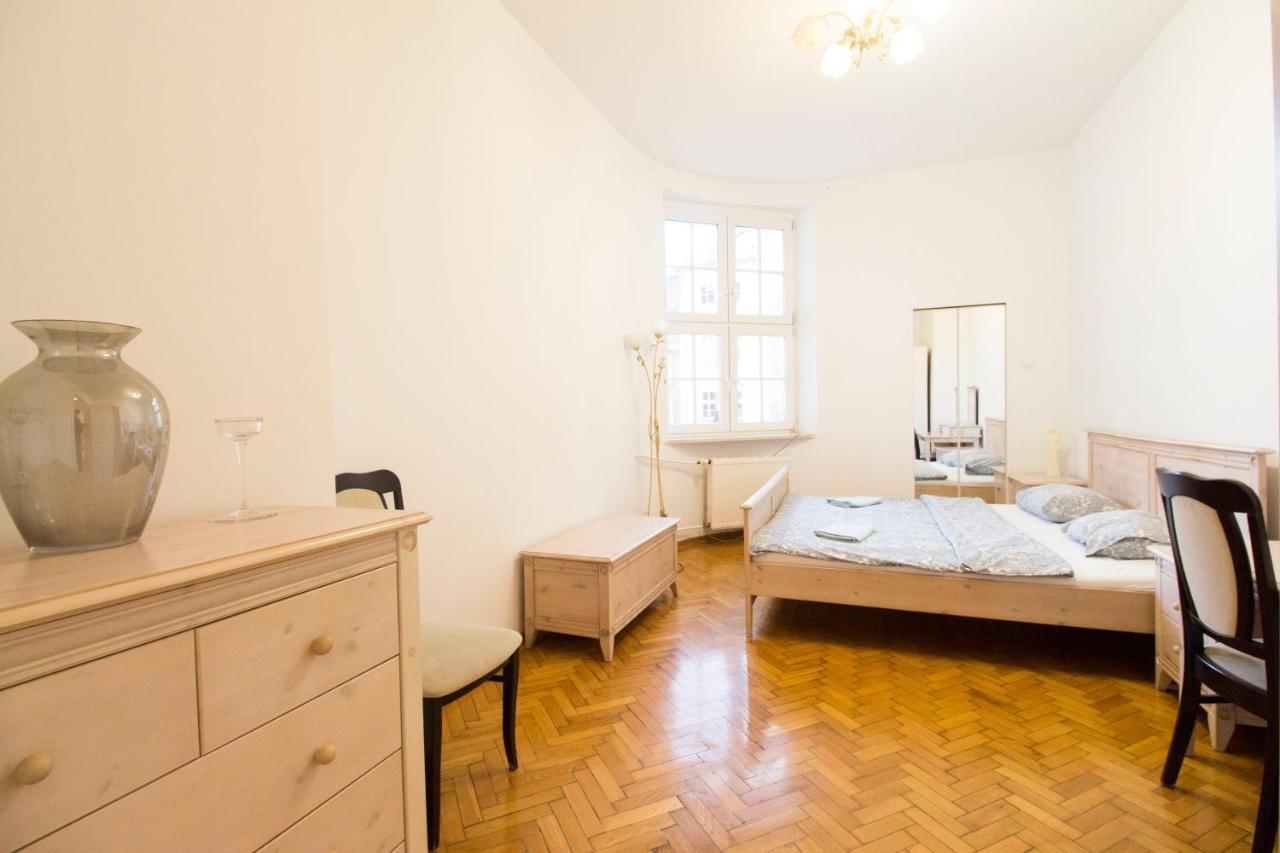 Happy Estate Apartments - Rynek Vratislav Exteriér fotografie