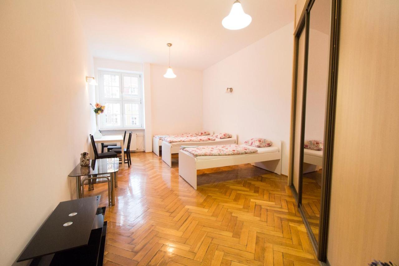Happy Estate Apartments - Rynek Vratislav Exteriér fotografie